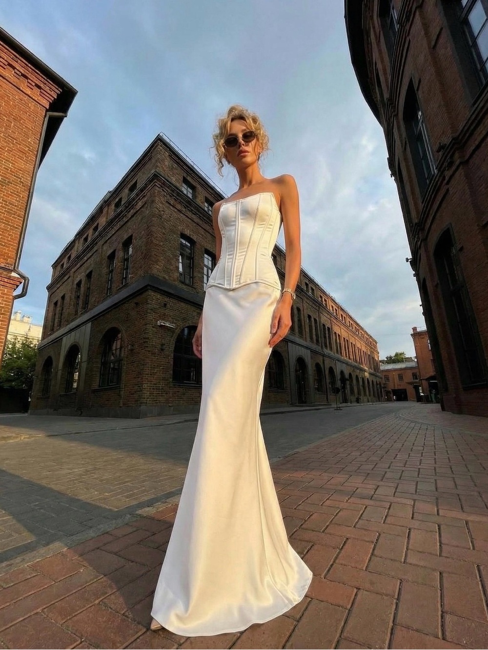 Bridal corset and skirt